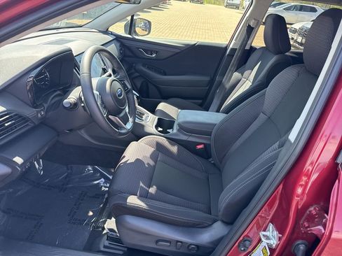 Used 2025 Subaru Outback Premium image 16