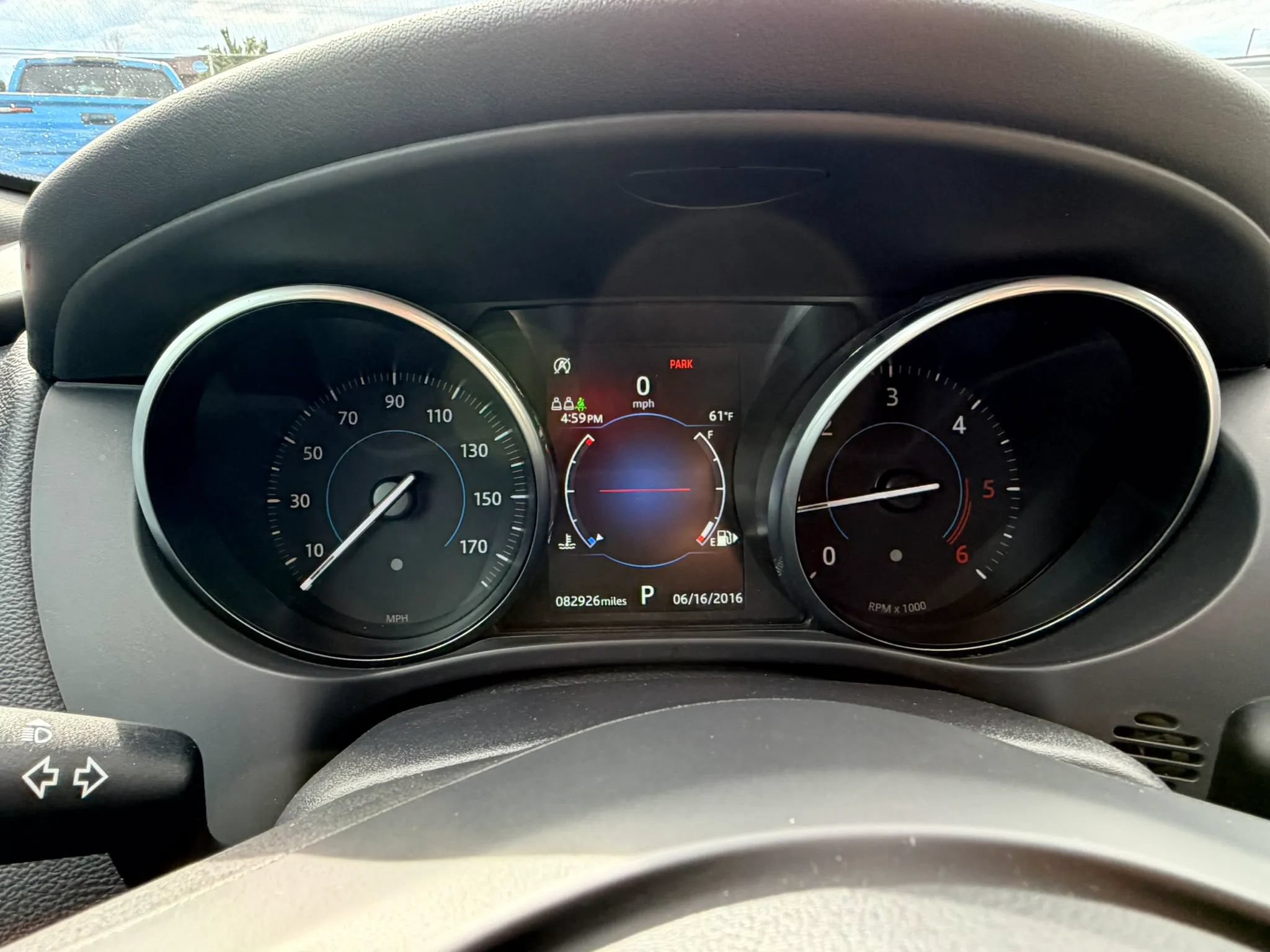 Used 2018 Jaguar F-PACE Premium AWD/4WD image 16