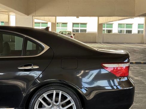 Used 2007 Lexus LS 460 image 12