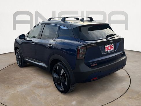 Used 2025 Nissan Kicks SR image 8