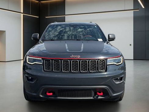 Used 2018 Jeep Grand Cherokee Trailhawk w/ Trailhawk Luxury Group AWD/4WD image 9