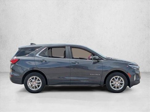 Used 2022 Chevrolet Equinox LT FWD image 4