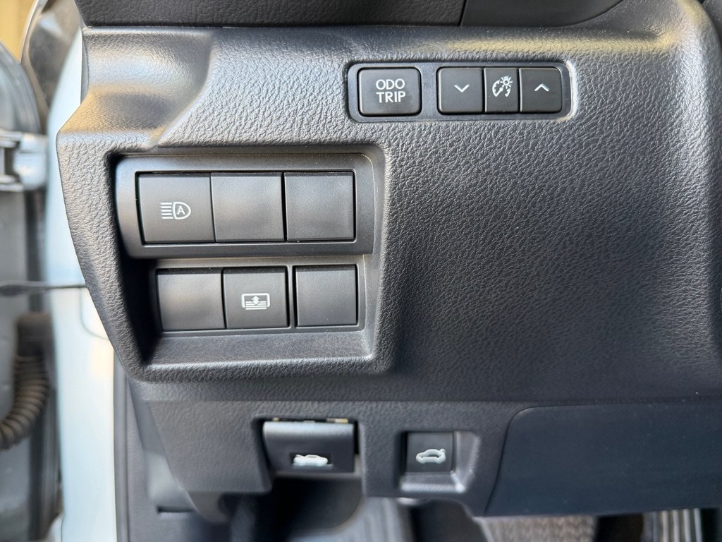 Used 2024 Lexus IS 300 w/ Premium Package RWD image 18