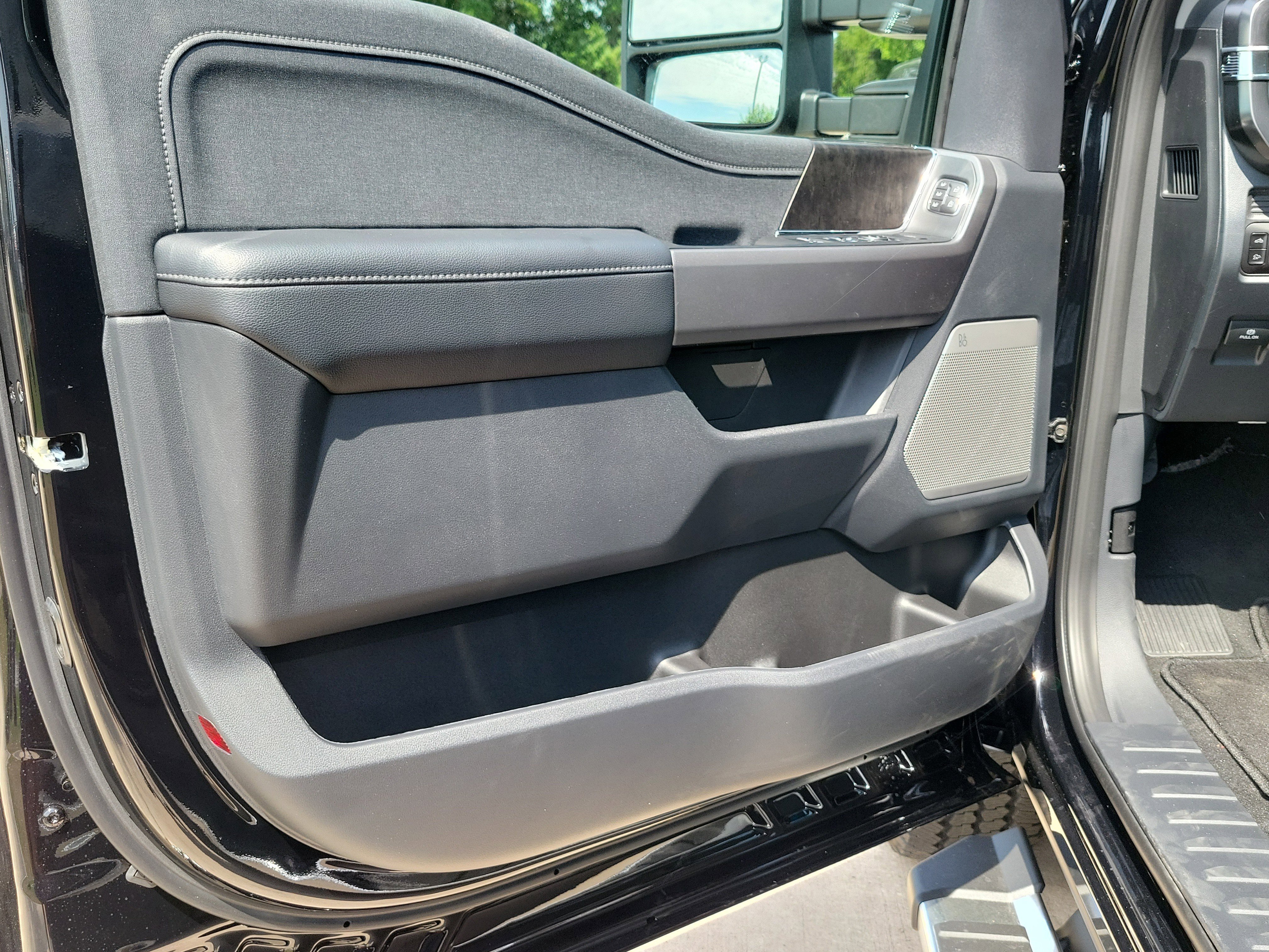 New 2026 Ford F250 Lariat AWD/4WD image 15