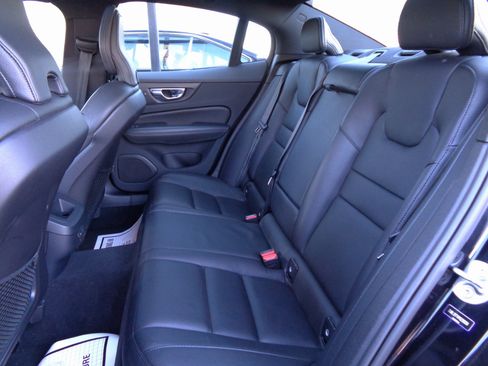 Used 2023 Volvo S60 B5 Plus w/ Climate Package image 17