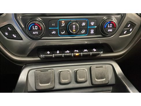 Used 2017 Chevrolet Silverado 1500 LTZ Z71 AWD/4WD image 14