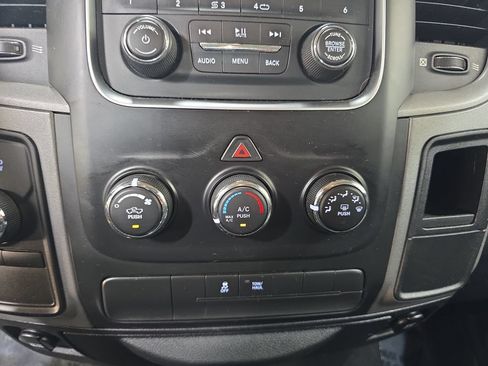Used 2013 RAM 1500 Express AWD/4WD image 23