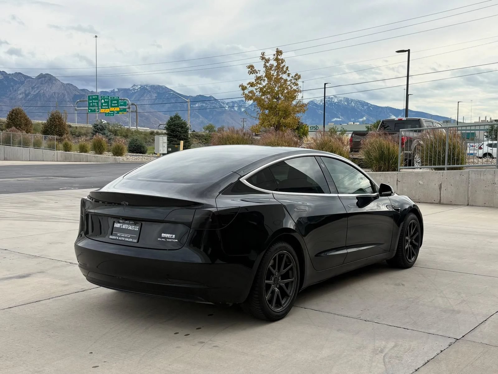 Used 2019 Tesla Model 3 Performance AWD/4WD image 5