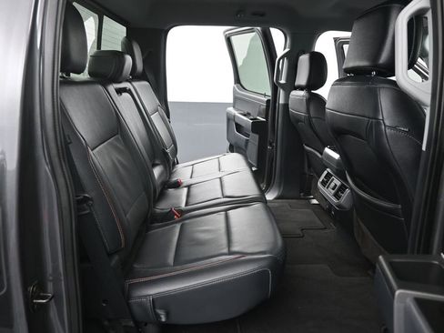 Used 2022 Ford F150 Lariat image 10