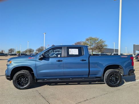 Used 2024 Chevrolet Silverado 1500 LT Trail Boss w/ Convenience Package II image 3