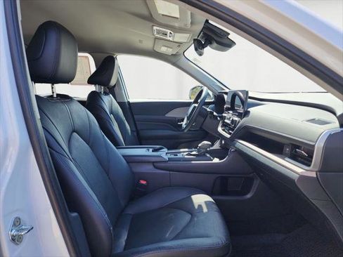 Certified 2024 Toyota Grand Highlander AWD image 15