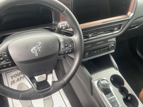 Certified 2025 Ford Bronco Sport Outer Banks w/ Outer Banks Tech Package+ AWD/4WD image 17