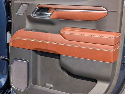 Used 2023 GMC Sierra 1500 Denali Ultimate image 37