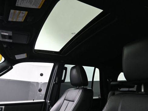 Used 2017 Ford Expedition EL Limited w/ Equipment Group 301A image 20