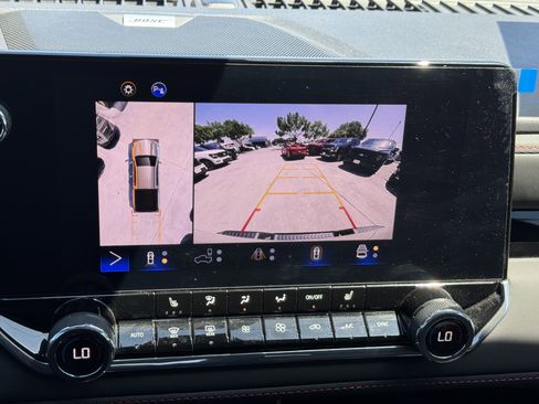 Used 2024 Chevrolet Colorado Z71 w/ Z71 Convenience Package 2 image 26