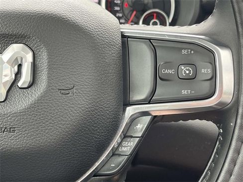 Used 2024 RAM 1500 Laramie image 15
