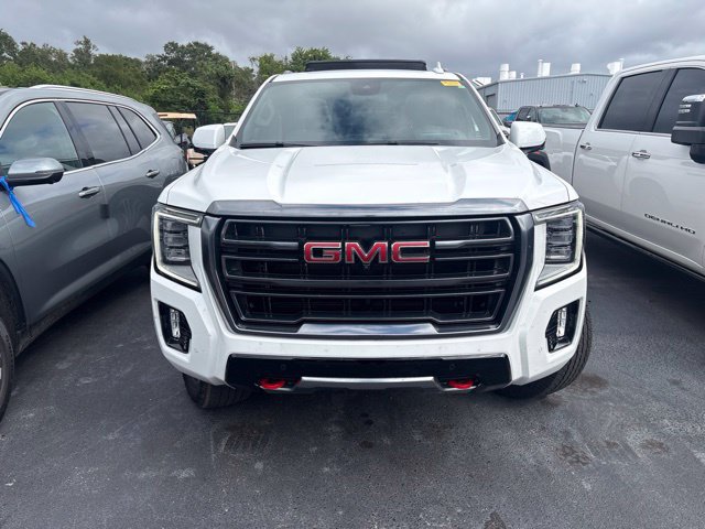 Used 2024 GMC Yukon XL AT4 w/ Technology Package AWD/4WD image 2