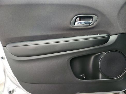 Used 2019 Honda HR-V Sport image 21