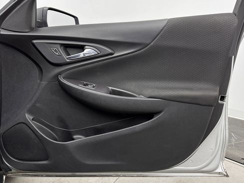 Used 2021 Chevrolet Malibu LT image 30