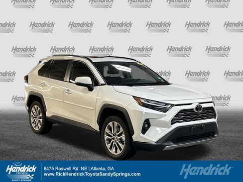 Used 2022 Toyota RAV4 Limited FWD image 1