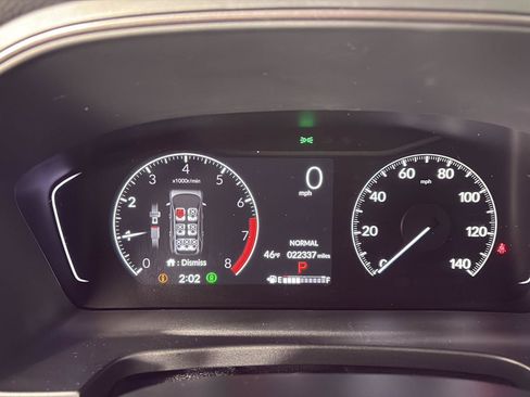 Used 2025 Honda Pilot TrailSport image 37