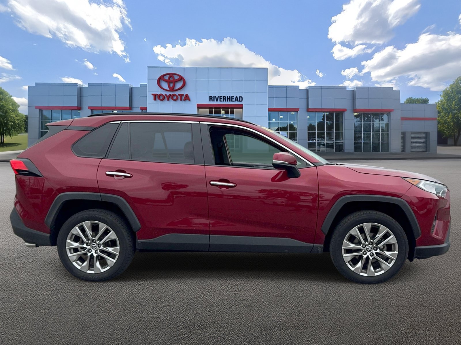 Certified 2021 Toyota RAV4 Limited w/ Limited Grade Weather Package AWD/4WD image 5