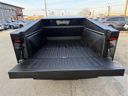 Used 2024 Tesla Cybertruck Cyberbeast image 42