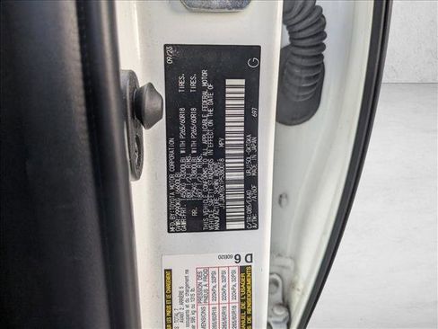 Used 2023 Lexus GX 460 Premium image 30