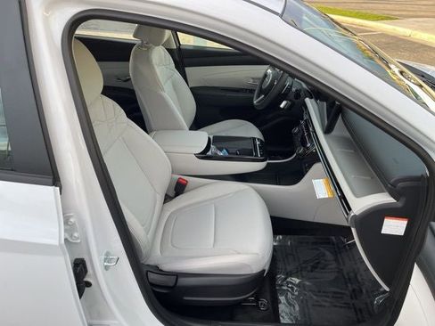 New 2026 Hyundai Tucson Blue SE image 33