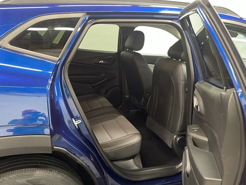 Used 2024 Chevrolet Trax LT w/ Driver Confidence Package FWD image 19
