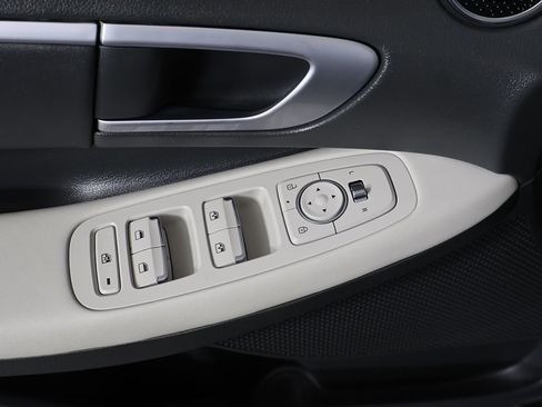 Used 2025 Hyundai Sonata SEL image 31