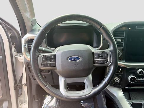 Used 2022 Ford F150 Lariat w/ Equipment Group 502A High AWD/4WD image 11