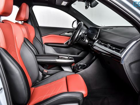 Used 2025 BMW X2 xDrive28i image 22