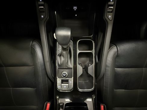 Used 2022 Kia Telluride EX w/ EX Premium Package FWD image 25