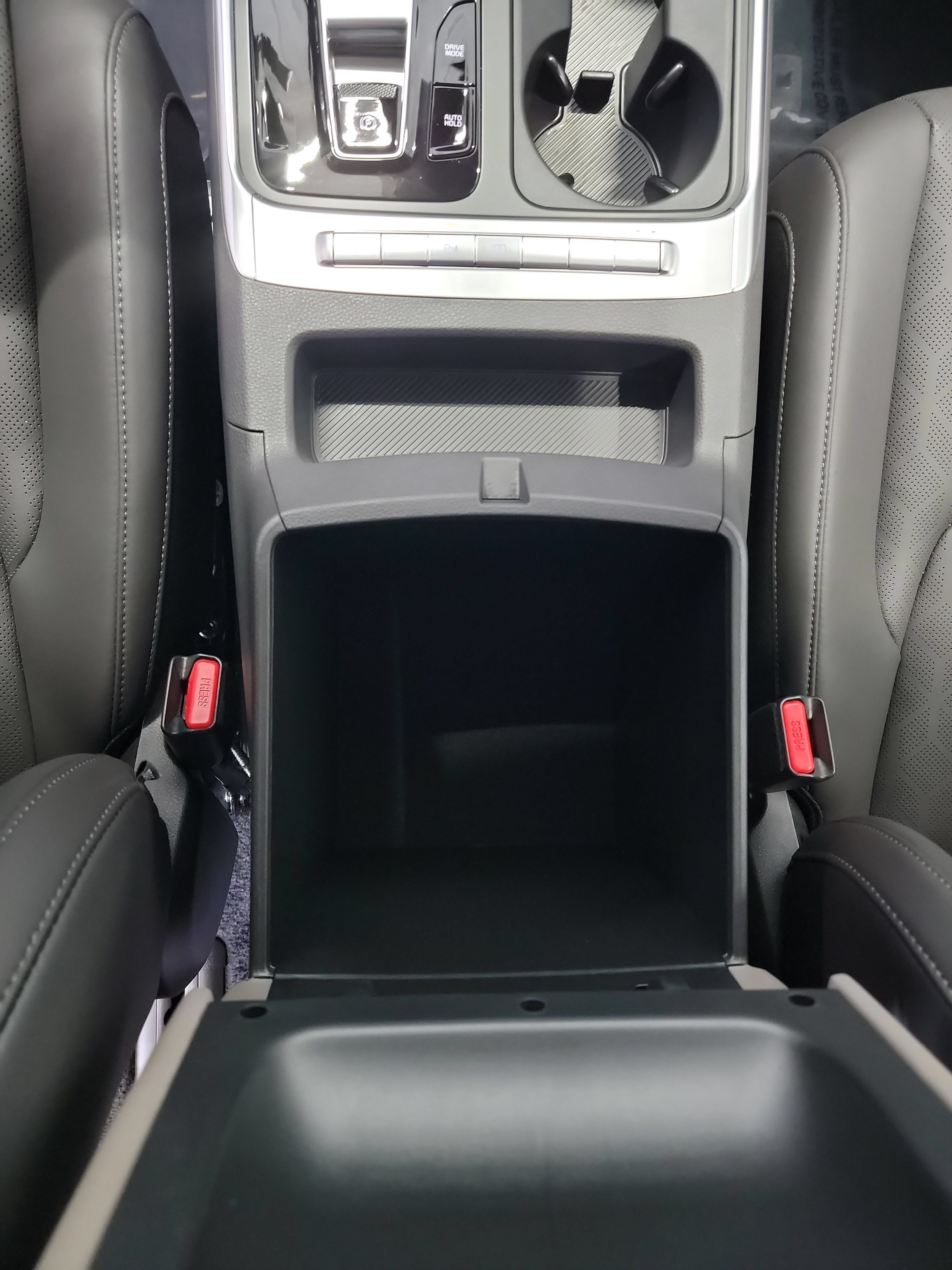 Used 2026 Kia Carnival EX FWD image 28