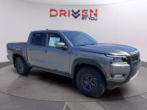 New 2026 Nissan Frontier Pro-X w/ Pro-X Convenience Package image 9