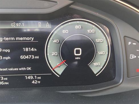 Used 2022 Audi Q8 Premium Plus w/ Premium Plus Package image 14