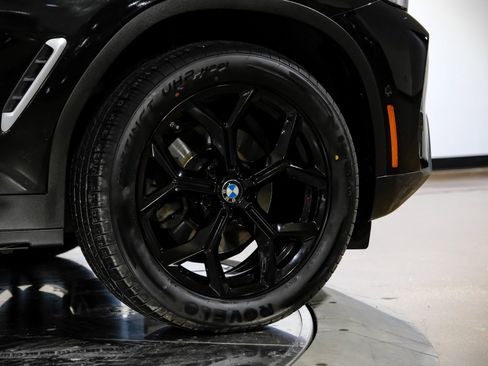 Used 2024 BMW X4 xDrive30i image 61