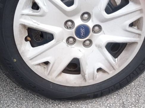 Used 2015 Ford Escape S image 30