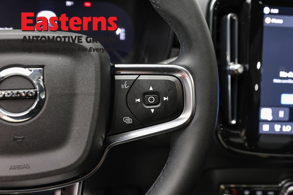 Used 2023 Volvo C40 P8 Recharge Ultimate AWD/4WD image 16