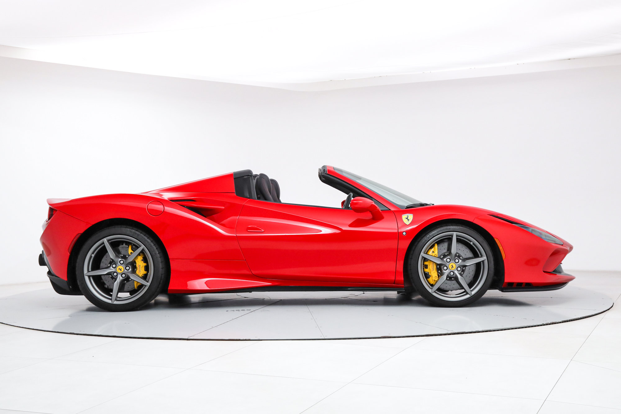 Certified 2023 Ferrari F8 Tributo RWD image 11