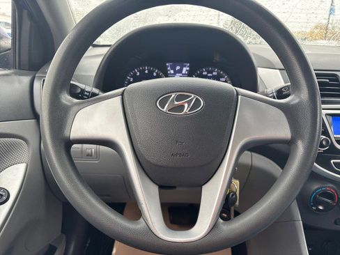 Used 2013 Hyundai Accent GLS image 12