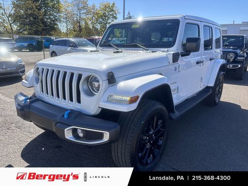 Used 2023 Jeep Wrangler Unlimited Sahara w/ Cold Weather Group image 1