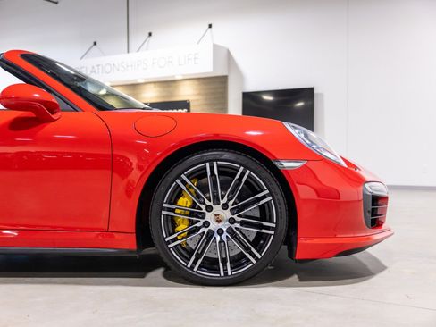 Used 2014 Porsche 911 Turbo S AWD/4WD image 21