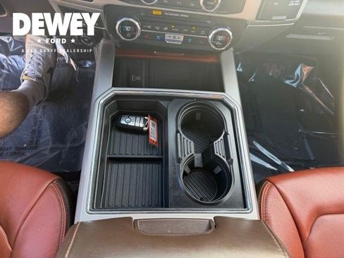 Used 2022 Ford F250 King Ranch w/ King Ranch Ultimate Package AWD/4WD image 26
