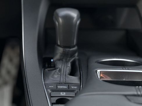 Used 2019 Toyota Avalon Touring image 21