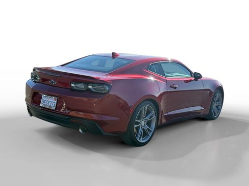 Used 2021 Chevrolet Camaro LT w/ RS Package image 5