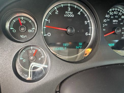 Used 2013 GMC Yukon XL Denali RWD image 22