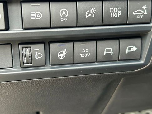 New 2026 Toyota Tundra Limited AWD/4WD image 22