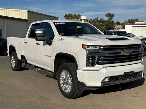 Used 2021 Chevrolet Silverado 3500 High Country w/ Z71 Off-Road Package AWD/4WD image 2